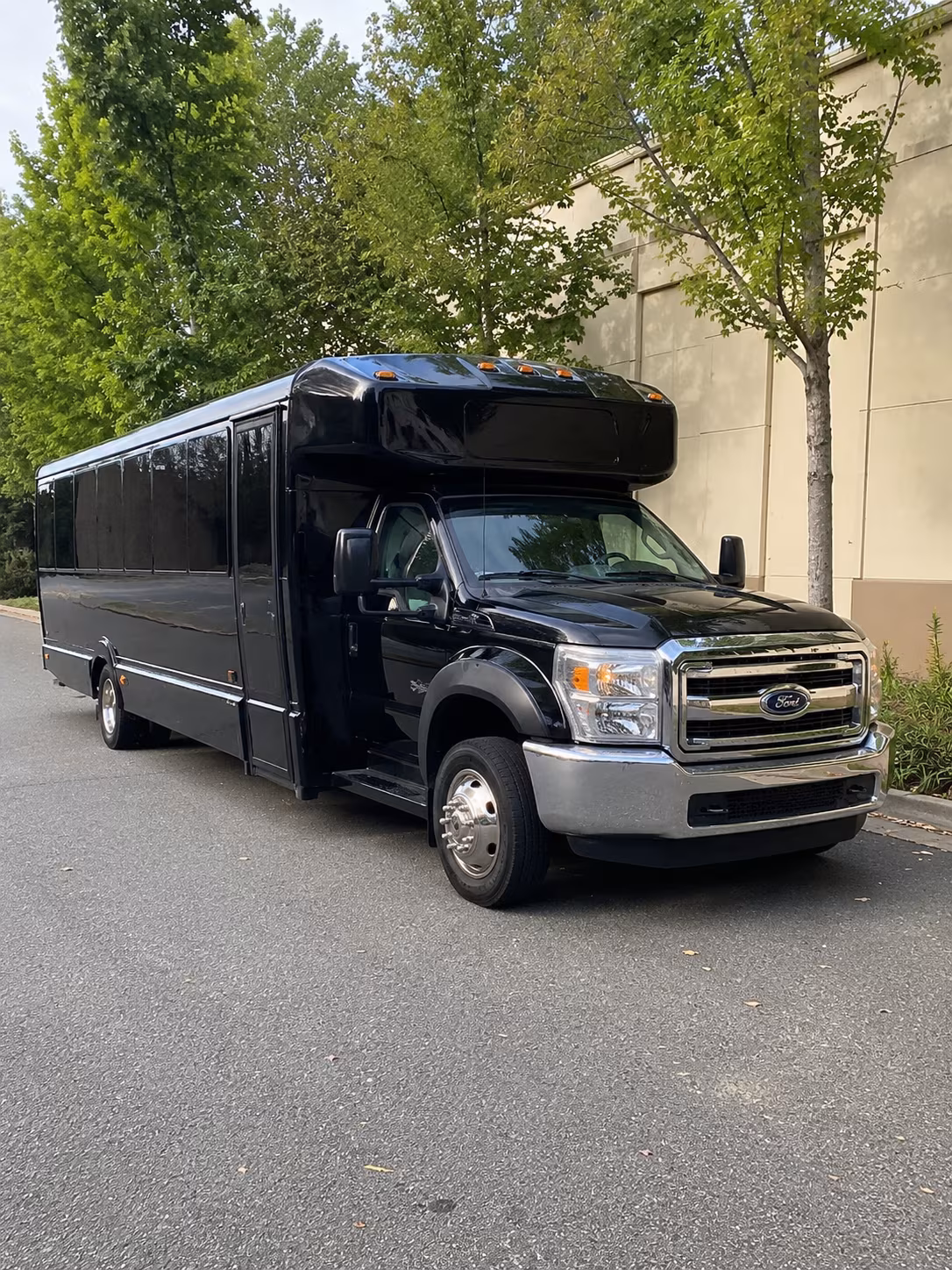 Little Rock Birthday, Sweet 16, & Quinceañera Transportation pickup coordination